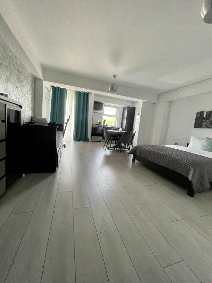 Welcome To Bucharest Airport Residences & Therme-Self Check-In Otopeni Exterior foto